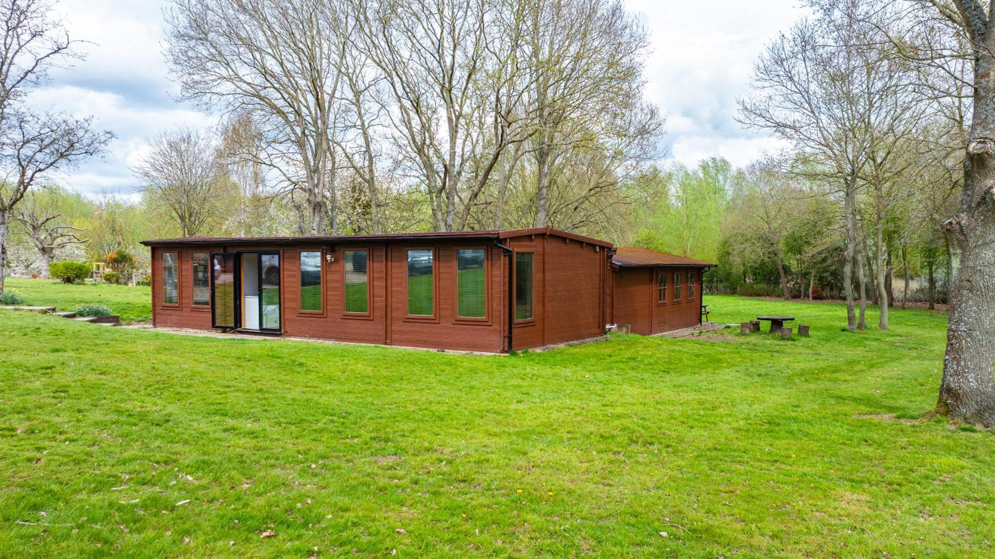 Cabin In The Countryside Sible Hedingham Extérieur photo